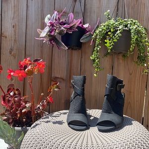 Black Booties